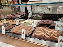 -Laderach 莱德拉(上海环贸iapm店)