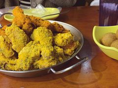 -BHC炸鸡(明洞总店)