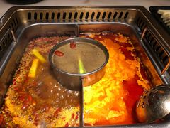 -巴渝瓦肆重庆鲜火锅(宝龙环湖店)