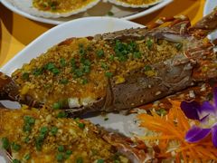 -班赞海鲜市场胖阿姨加工点