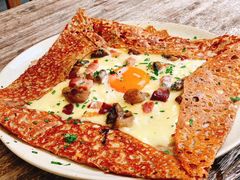 鸡蛋蘑菇熏肉荞麦可丽饼-RAC BAR(安福路店)