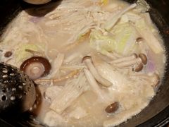 -煲宫猪肚鸡(昆山金鹰国际购物中心店)