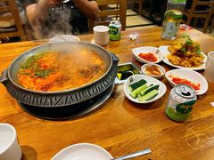 -喇喇排骨火锅·传统韩式脊骨汤(望京西园总店)