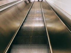 -汉中路(地铁站)