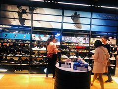 -乐天百货(环球中心店)