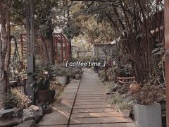 -谷咖啡·鲜花绿植花园餐厅