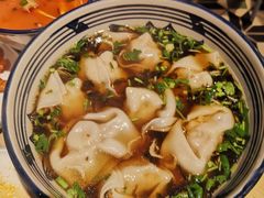 手剥鲜虾大馄饨-弄堂小笼包(天津南开大悦城店)