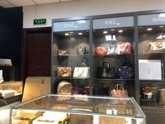 -用真奢侈品名表名包回收中心(朝阳万达店)