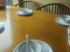 -爱碗亭·鲜炒湖南菜(壹城中心店)