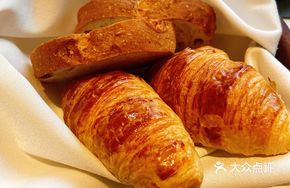 Handmade Dinner Roll