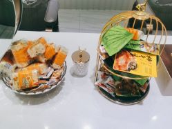 -妃格美发沙龙·烫发·染发