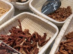 -永旺黄岛购物中心