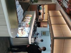 -蜜桃餐厅·伴山(湖滨商业街店)