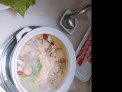 招牌筒骨砂锅-小骨煲金华砂锅(转塘金街美地店)