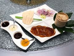 梧桐四味烤鸭-梧桐北京烤鸭·铜锅涮肉(海岸城店)