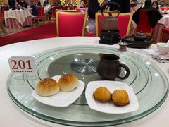 金枕飘香榴莲酥-凤凰楼酒家·粤宴点心(华强北店)