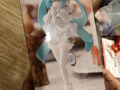 -七七漫品动漫店