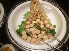 芹菜虾丸-鼎香缘海鲜自助火锅烤肉(锦辉购物广场店)