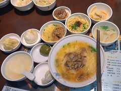 -正一涵老味道名小吃(广汉总店)