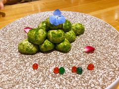 罗勒叶拌口菇-泰钰丰烤鸭(永安道店)