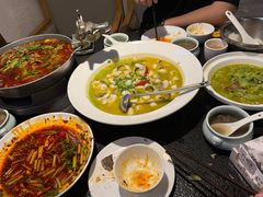 -万重锦·人文川菜馆(骡马市店)