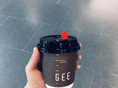 冰撞鴛鴦拿鐵-Gee Coffee Roasters(万象天地店)