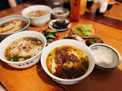 -矮子粉店1985·长沙米粉(湘春路店)