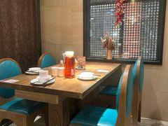 -耶里夏丽·新疆菜·家庭聚场(百联中环购物广场店)
