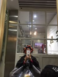 -变画·发型STUDIO
