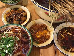 -拈签一笑黄牛肉辣卤串串