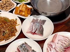-正能量脆肉鲩火锅