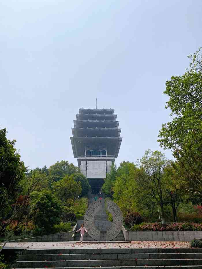 临平公园-"周末去临平看亲戚,顺便来了临平山,不需要.
