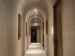 -灸春堂·艾灸·痛症·整脊连锁(之江银泰店)