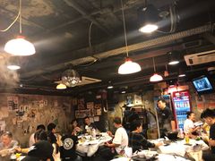 大堂-鲜入围煮花胶鸡海鲜火锅