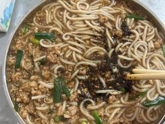 -正宗杨记普洱酸醋米线(总店)