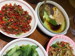 -蛮佬拾·乡里土菜馆(河西王府井店)