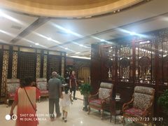 等位区-勺园饭店(骨科医院店)