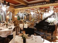 大堂-火车头法国西餐厅