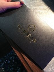 -艾米丽婚纱礼服