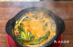 Signature Xiangyuan Bridge Rice Noodles