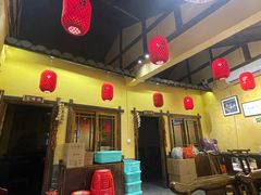 -富正毅三下锅·湘西韵味(天门山索道店)