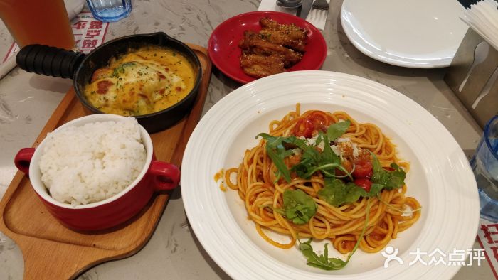 必胜客(WOW梦之城店)图片