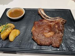 小战斧牛排-洪小鹏生活美学馆(领SHOW天地店)