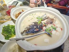 鱼头炖鱼丸汤-又见炊烟私房菜(敬亭路店)