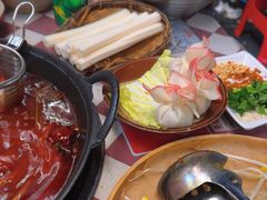-赵美丽·重庆社区火锅·直营店(火车东站·中豪国际店)