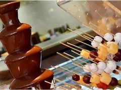 巧克力喷泉-汉江山料理级自助烤肉黑金冠(周口好吃城店)