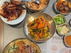 -草家酱蟹炭火烤肉店(珲春南路一店)