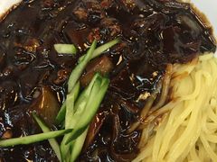 炸酱面-香港饭店0410(明洞店)