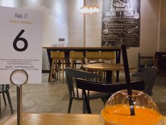 大堂-HELLO 27 意面·沙拉·帕尼尼