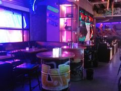 -UP嘻哈酒吧(粉巢店)